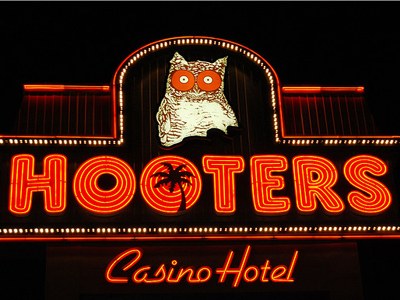 Hooters
